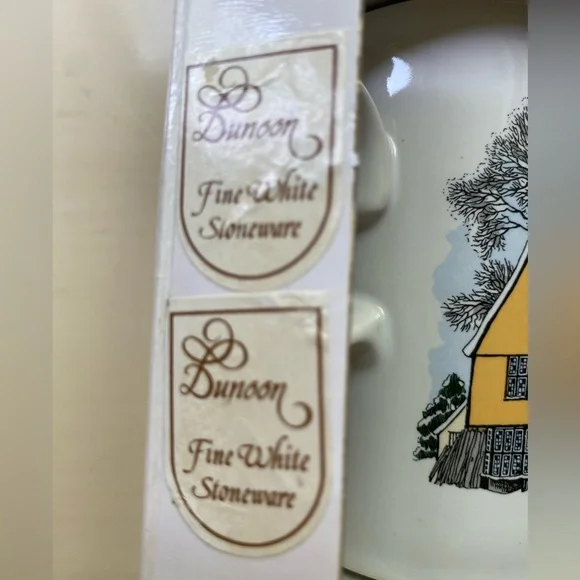 Coffee/hot cocoa Dunoon Christmas mugs 
Set of 4 fine stoneware.Made in Scotland - Picture 14 of 15